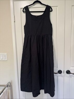 Quince Black Sleeveless Casual Midi Dress